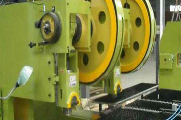 沈陽二手設備翻新噴漆哪種漆適合？市場調查結果揭曉